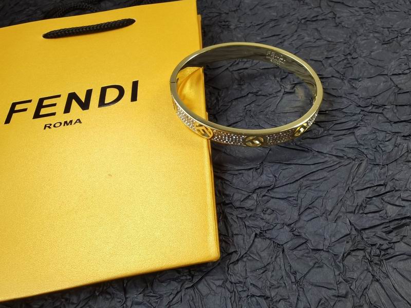 Fendi bracelet 04lyx54